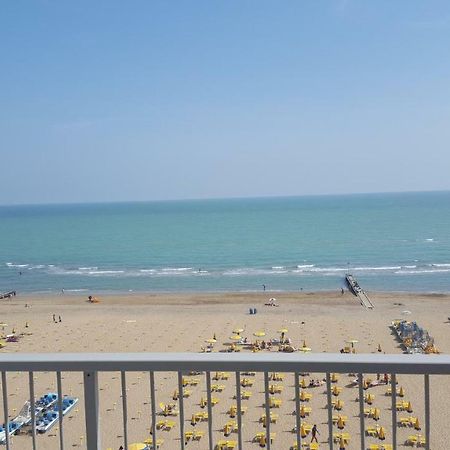 Residence Centro Commerciale - Walterigato Apartments Solo Per Famiglie Jesolo Extérieur photo