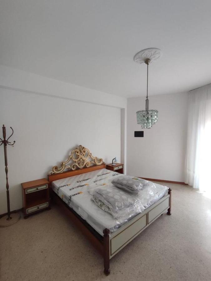 Residence Centro Commerciale - Walterigato Apartments Solo Per Famiglie Jesolo Extérieur photo