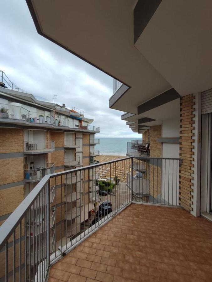 Residence Centro Commerciale - Walterigato Apartments Solo Per Famiglie Jesolo Extérieur photo