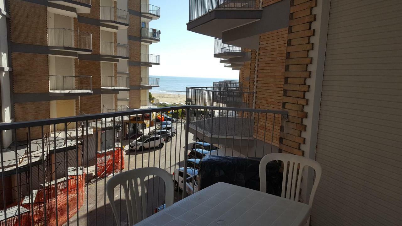 Residence Centro Commerciale - Walterigato Apartments Solo Per Famiglie Jesolo Extérieur photo